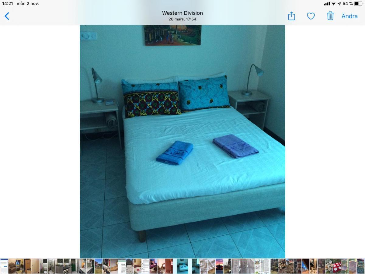 Anns Guesthouse Bakaugambia Esterno foto